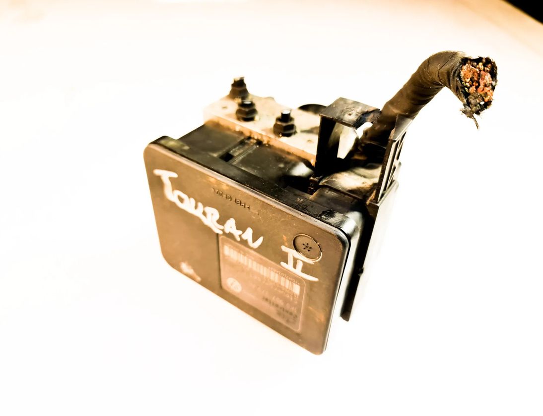 VOLKSWAGEN Touran 1 generation (2003-2015) ABS control unit 1K0614517AE,1K0907379AC 12132333