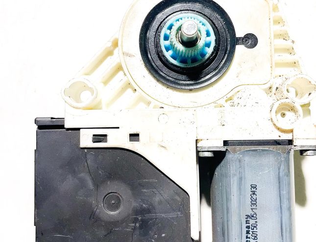 VOLKSWAGEN Passat B6 (2005-2010) Front Left Door Window Regulator Motor 981676127,1K0959701AC,F005S00348,1K0959793N 13566527