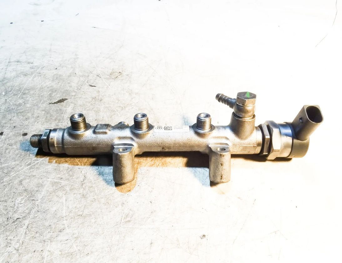 AUDI Q5 8R (2008-2017) Топливная рейка 059130090CN,057130764AE 13958915