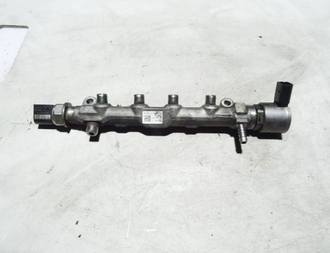 AUDI A5 F5 (2016-2024) Топливная рейка 04L130764C,04L089G,0196141 14403882