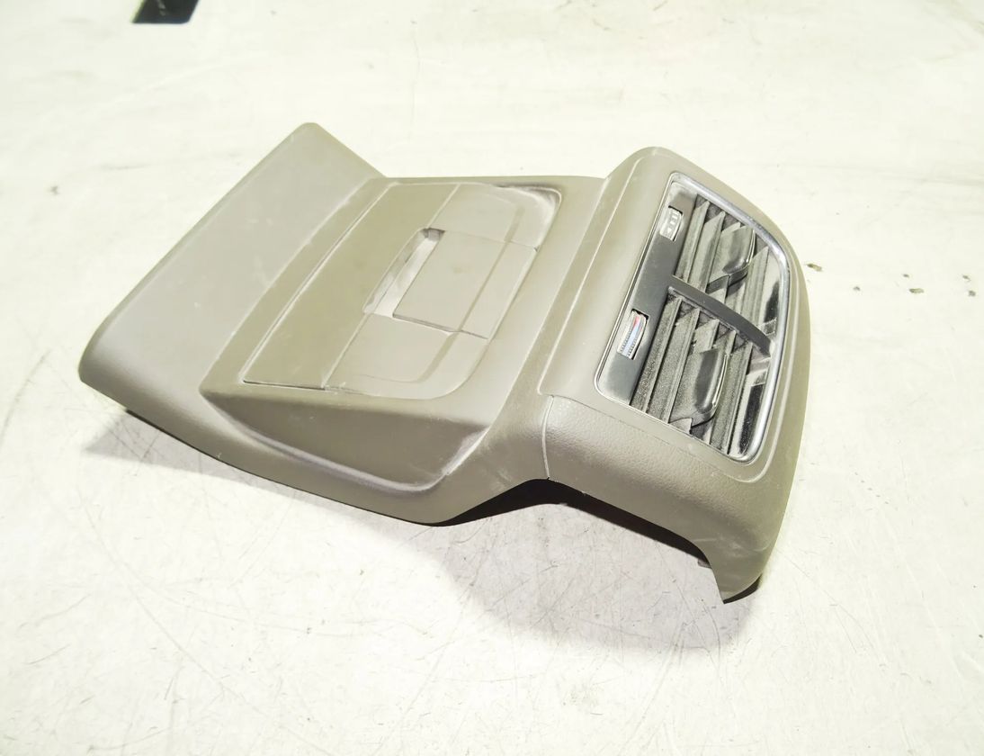 AUDI Q5 8R (2008-2017) Center console air vents 8K0819203J,8K0864376,8R0864376B 15972549