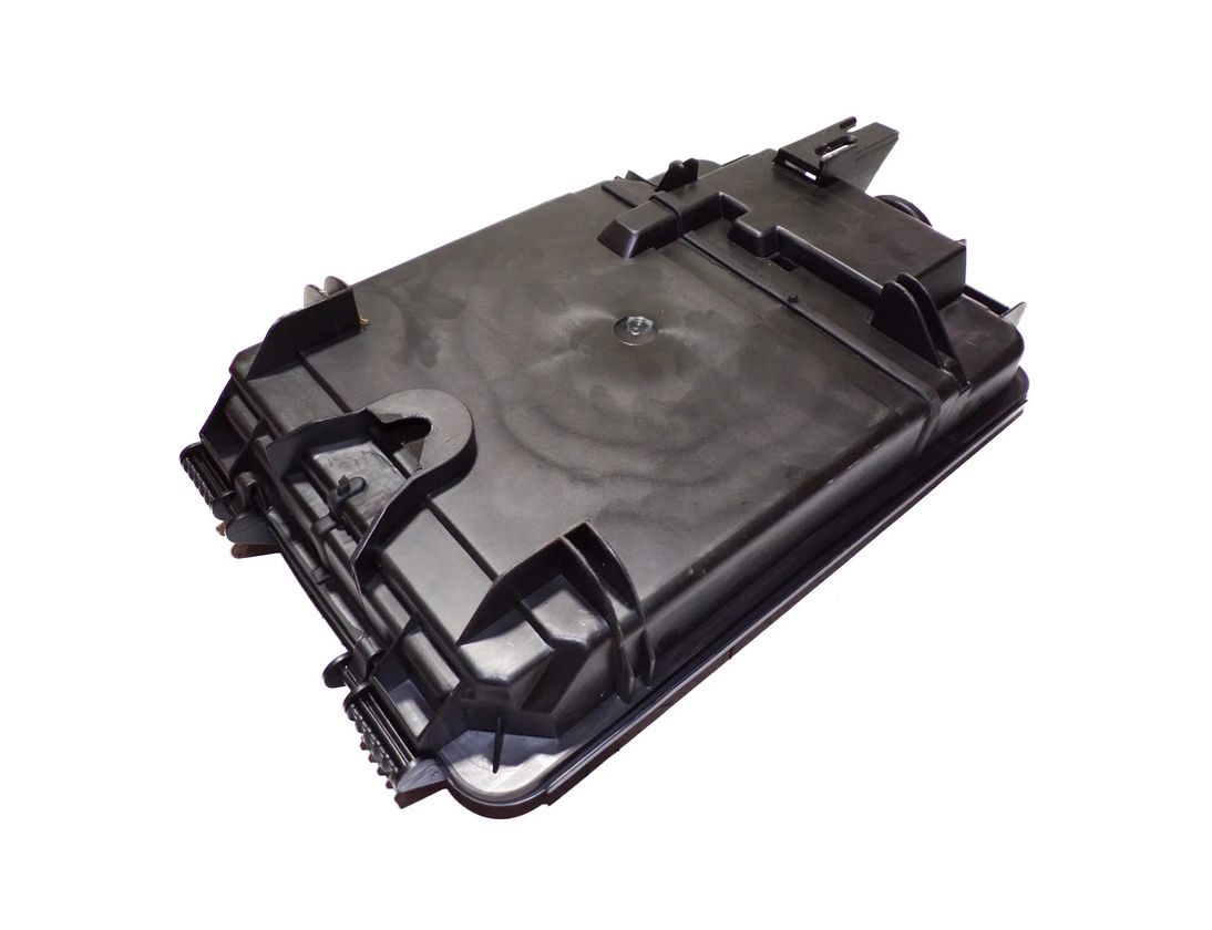 AUDI A6 C5/4B (1997-2004) Drošinātāju kārbas vāks 8D0927355A,8D0927613 21834252