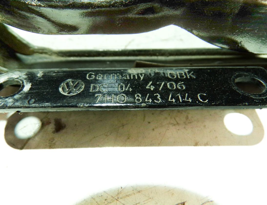 VOLKSWAGEN Transporter T5 (2003-2015) Sliding door check strap stopper 7H0843414C 22044362