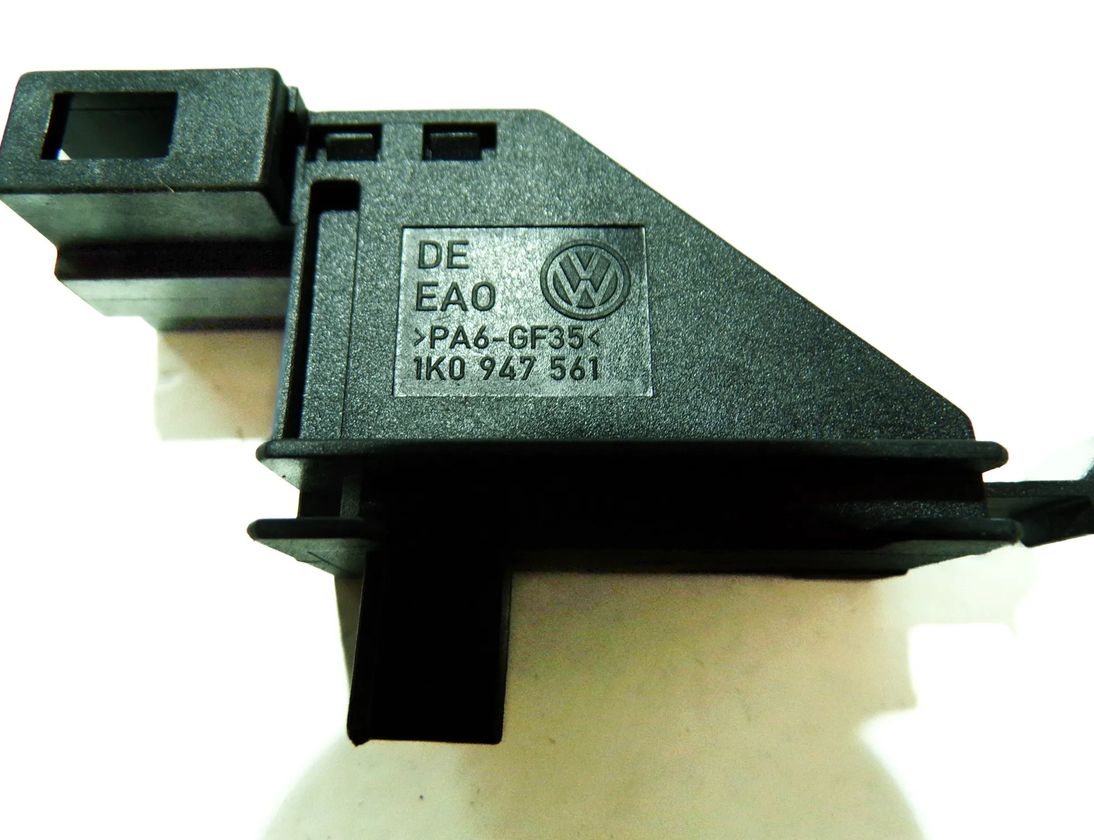 VOLKSWAGEN Golf 5 generation (2003-2009) Pogas 1K0947561 22931491