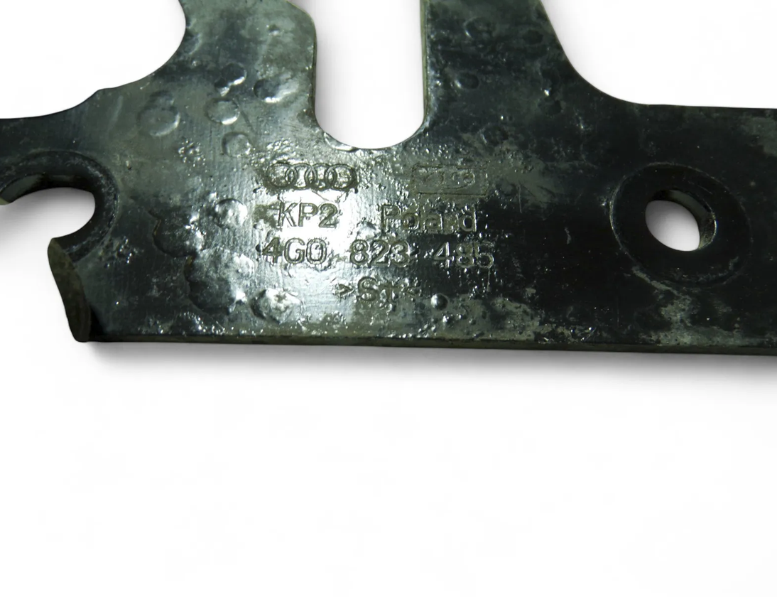 AUDI A7 C7/4G (2010-2020) Dzinēja pārsega āķis 4G0823485 31539661