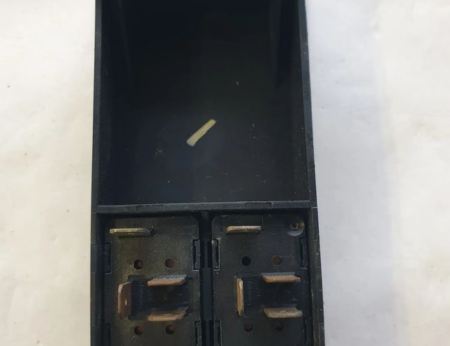 AUDI 100 4A/C4 (1990-1994) Front Left Door Window Switch 4a0959515c 23616394
