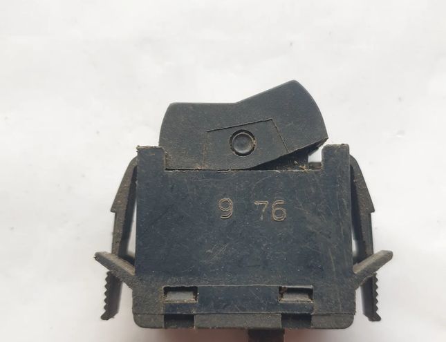 VOLKSWAGEN Golf 1 generation (1974-1993) Переключатель кнопок 175959621 23719895