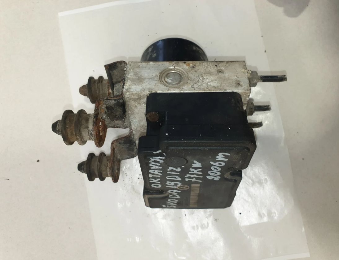 SKODA Octavia 2 generation (2004-2013) ABS Pump 1k0907379p 24398905
