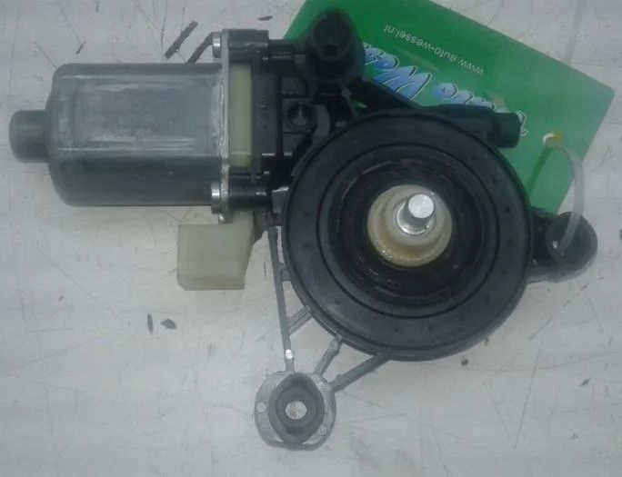 VOLKSWAGEN Golf 7 generation (2012-2024) Front Right Door Window Control Motor 5Q0959802C 14603489