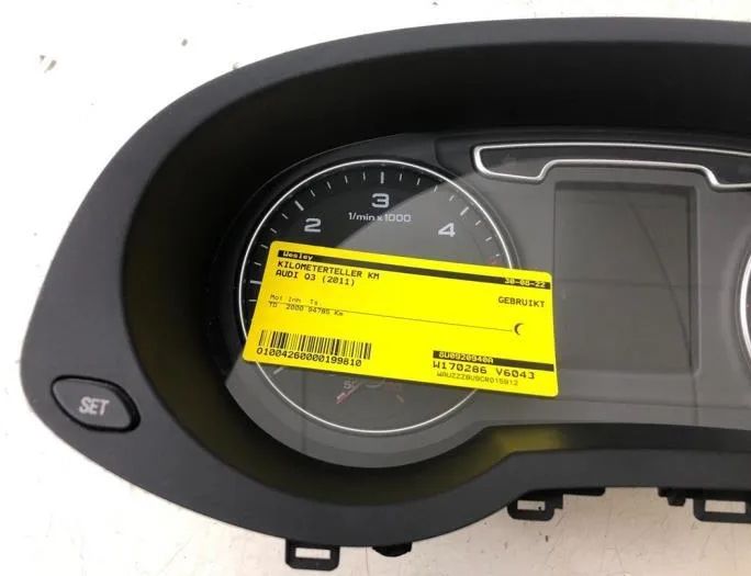 AUDI Q3 8U (2011-2020) Citau veidu vadības bloki 8U0920940A 15324429