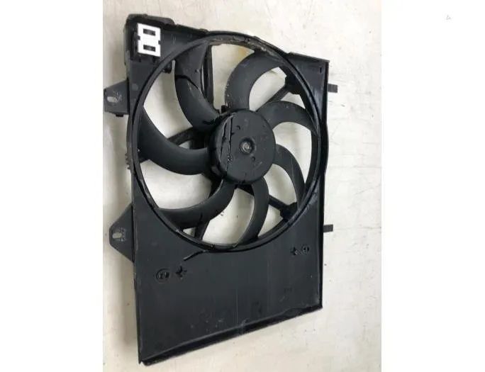 PEUGEOT 208 Peugeot 208 (2012-2015) Citau veidu vadības bloki 9801559180 17161931