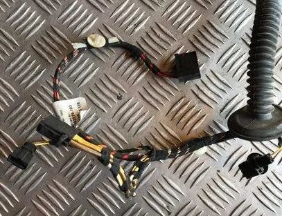 VOLKSWAGEN Touareg 1 generation (2002-2010) Priekšējo labo durvju elektroinstalācija 7L6971120,992576103 21199714