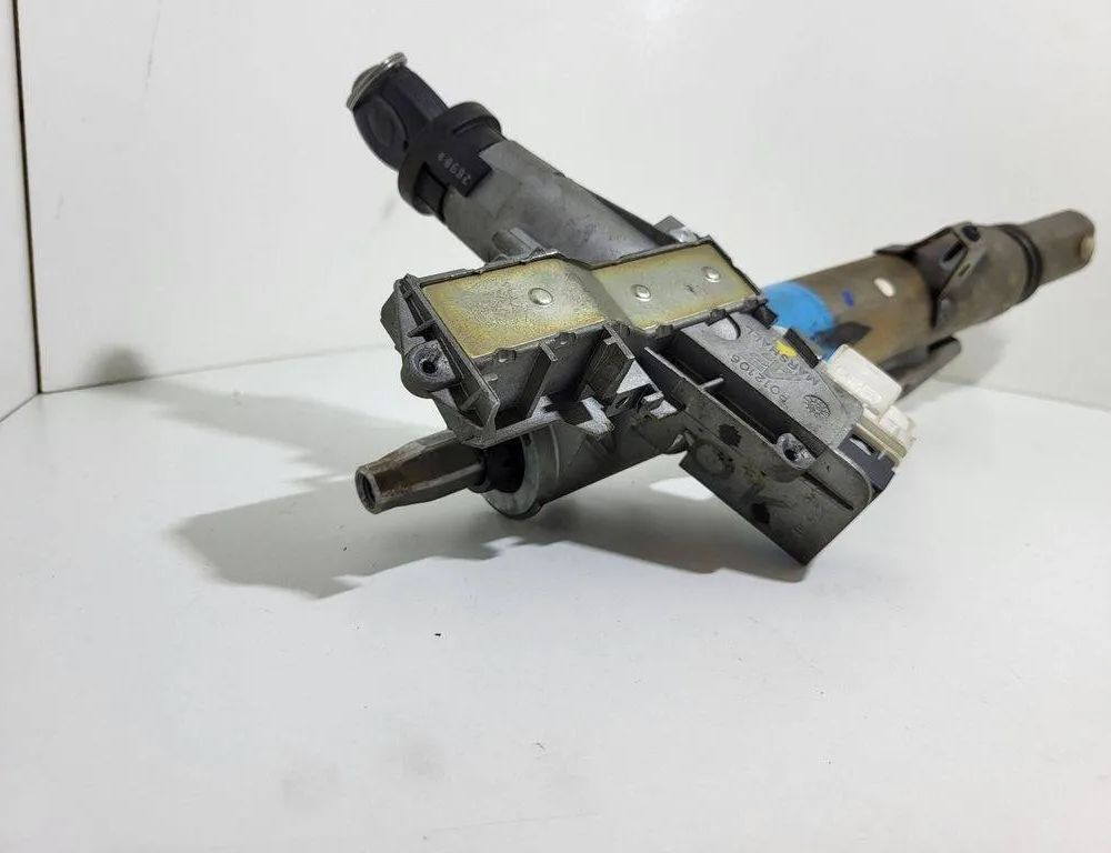 SEAT Alhambra 1 generation (1996-2010) Замок зажигания P012106 31498931