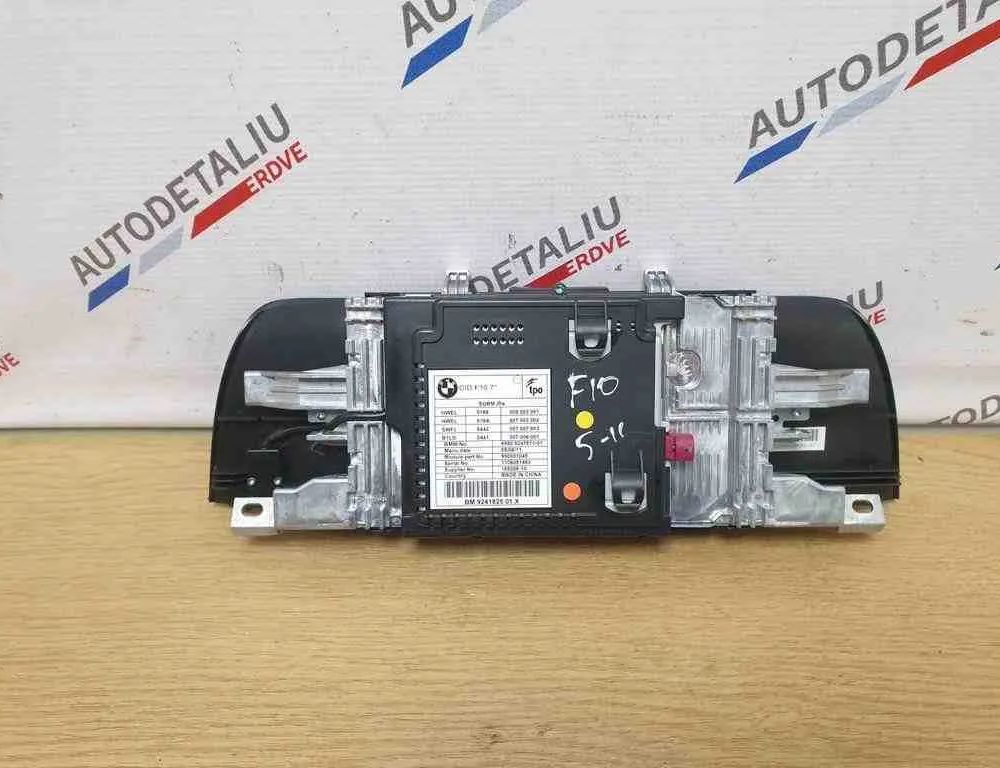 BMW 5 Series F10/F11 (2009-2017) Navigation Display 9241825,9247871 32615888