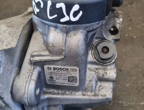 AUDI Q5 8R (2008-2017) Fuel Pump 0445010529 22638609