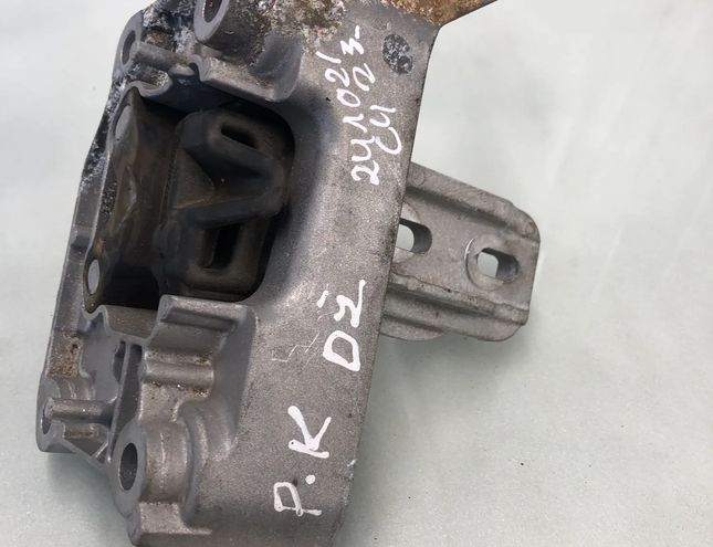 CITROËN C4 2 generation (2010-2024) Gearbox Mount 9824312980 27405270