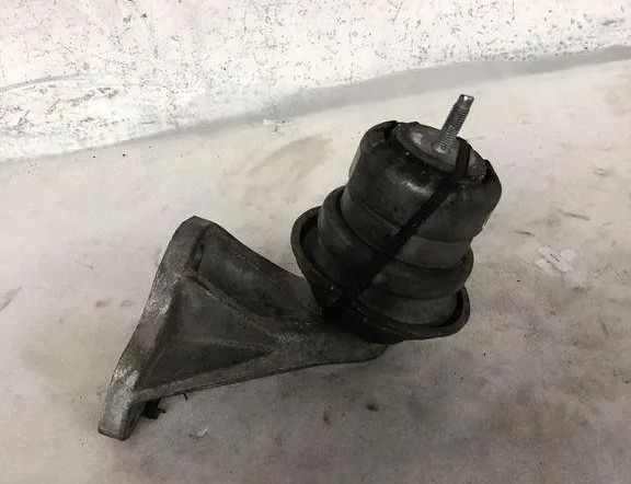 JAGUAR XF 1 generation  (2011-2016) Передняя подушка двигателя 6W836A003AD 32121189