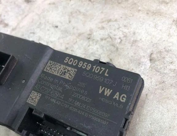 VOLKSWAGEN Touran 3 generation (2015-2023) Bootlid Control Unit 5q0959107l 32122795