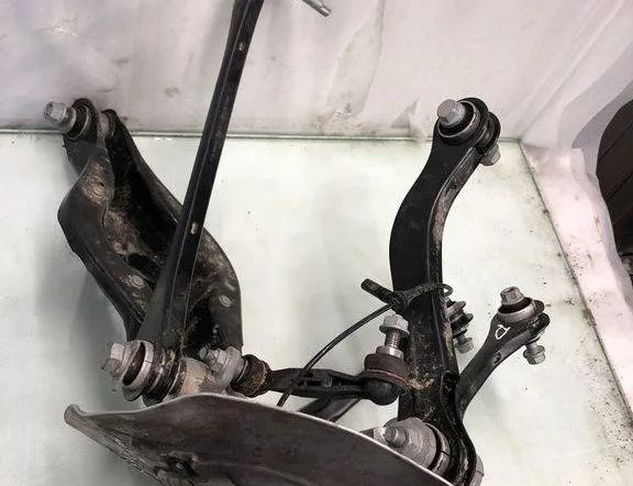 BMW 3 Series G20/G21/G28 (2018-2024) Rear Right Wheel Hub 001069 32132862