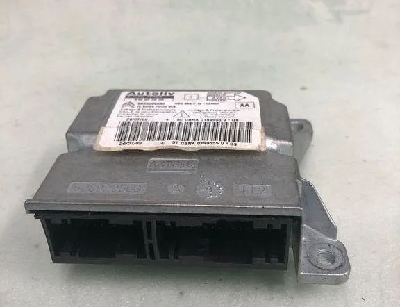 CITROËN C4 Picasso 1 generation (2006-2013) SRS Control Unit 9665396680 32132954