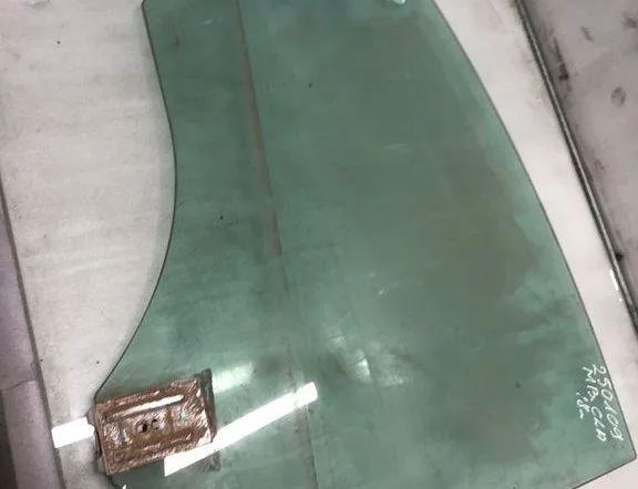 MERCEDES-BENZ CLA-Class C117 (2013-2016) Стекло задней праой двери 43r00050 32134277