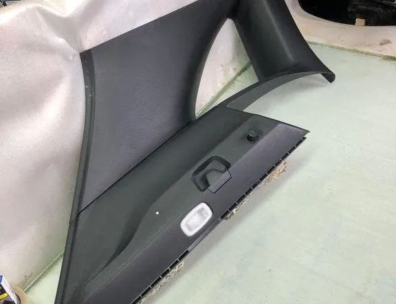 MERCEDES-BENZ GLA-Class H247 (2019-2024) Задняя левая стойка A2476908100 32138236