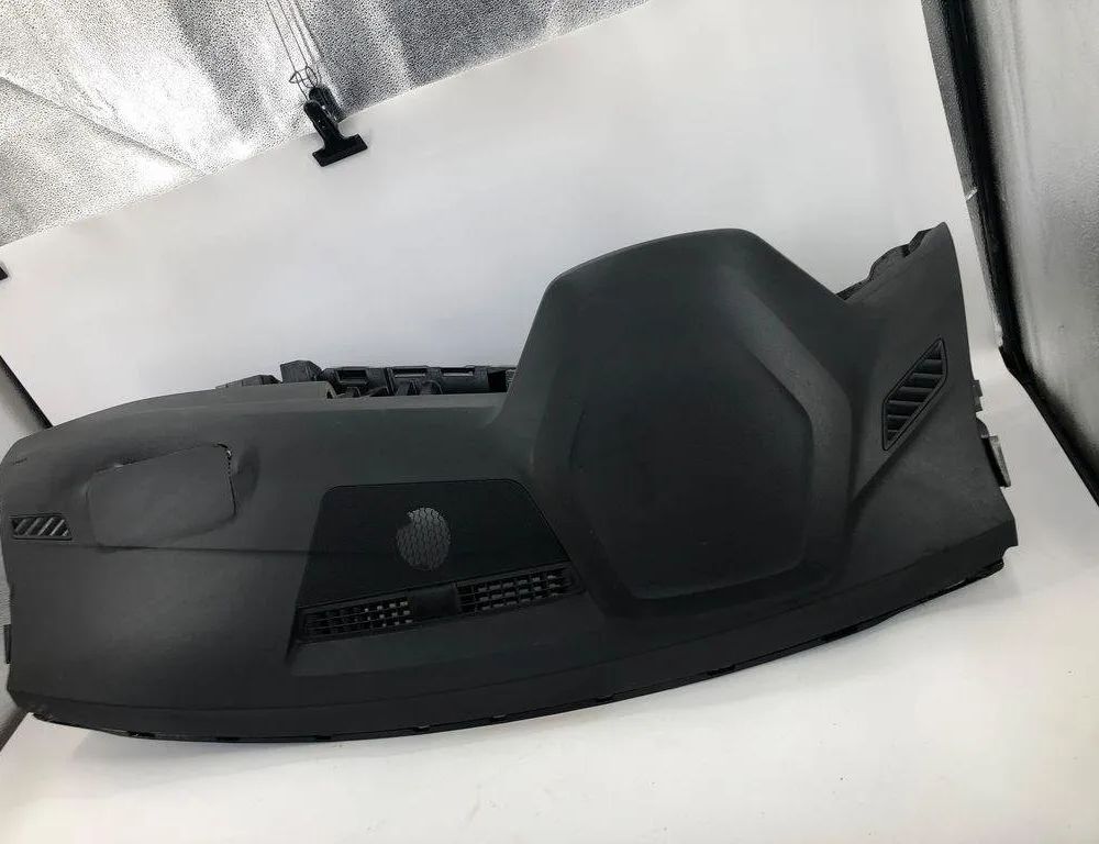 VOLKSWAGEN Golf 8 generation (2019-2023) Передняя панель салона 5h1858295c 32139933