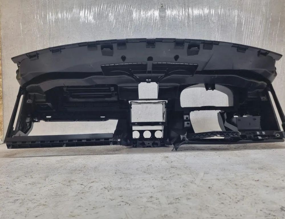 VOLKSWAGEN Golf 8 generation (2019-2023) Передняя панель салона 1K1858295 31440199