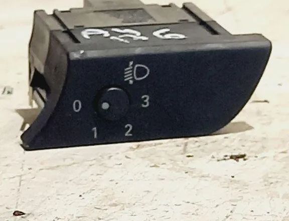 AUDI A4 B7/8E (2004-2008) Переключатель регулировки высоты фар 8E1919094 31441181