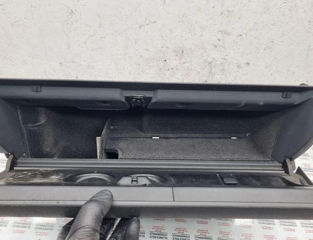 AUDI A3 8L (1996-2003) Cimdu nodalījums 8L1857095 31447897