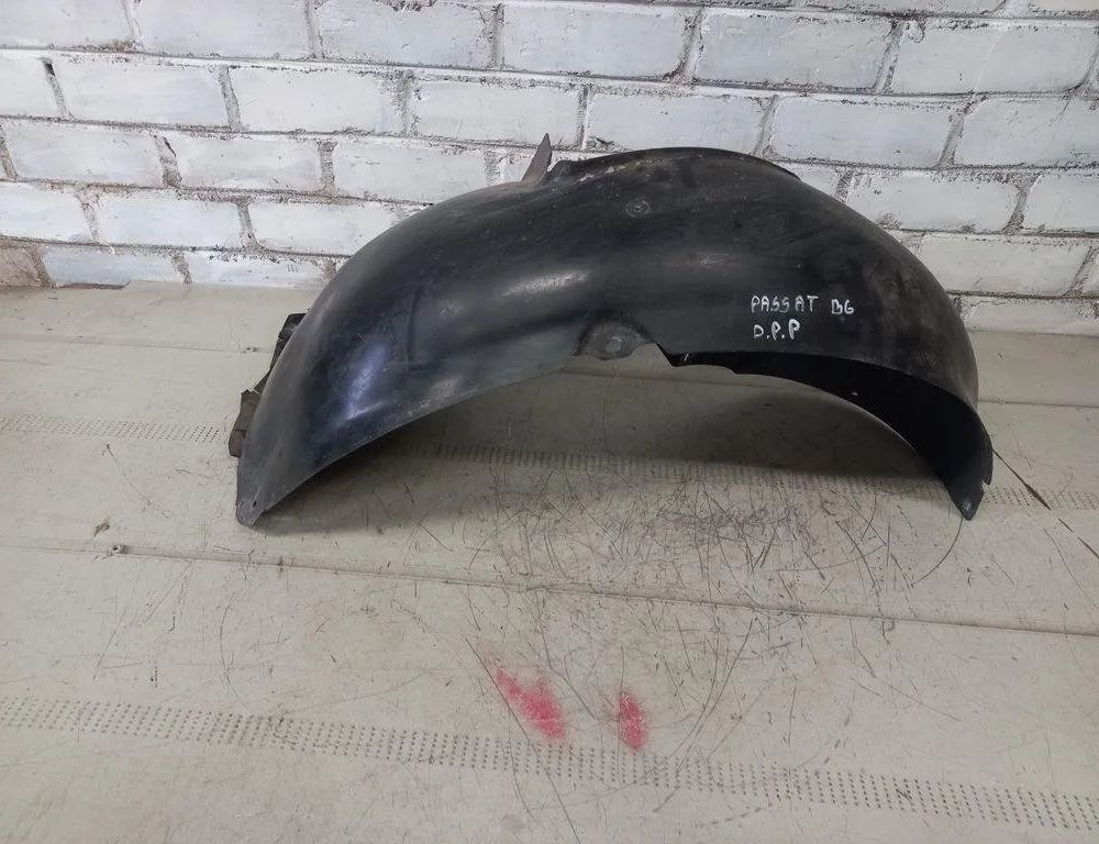 VOLKSWAGEN Passat B6 (2005-2010) Передний правый подкрылок 3C0805978 31448885