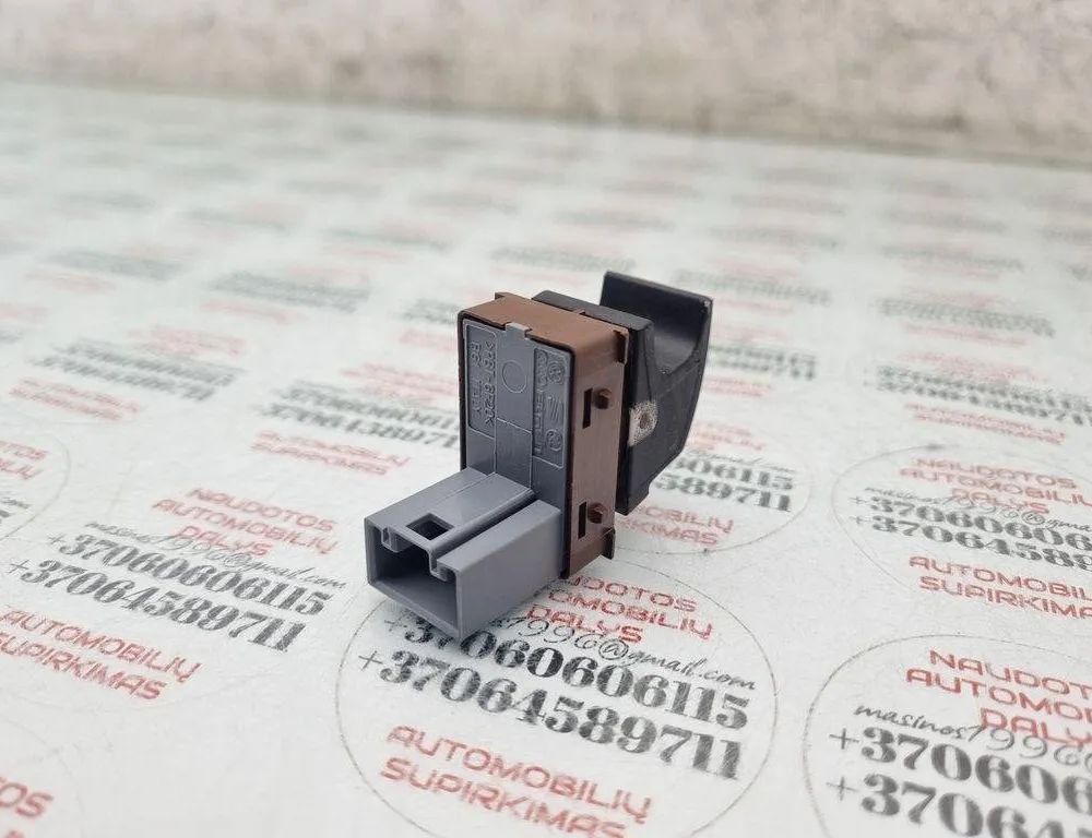 VOLKSWAGEN Touran 1 generation (2003-2015) Fuel tank open switch 1T0959551 31449382