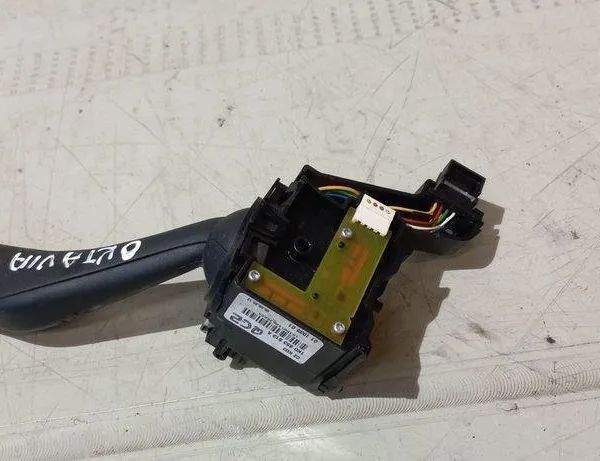 SKODA Octavia 1 generation (1996-2010) Turn switch knob 1K0953513A 31451803