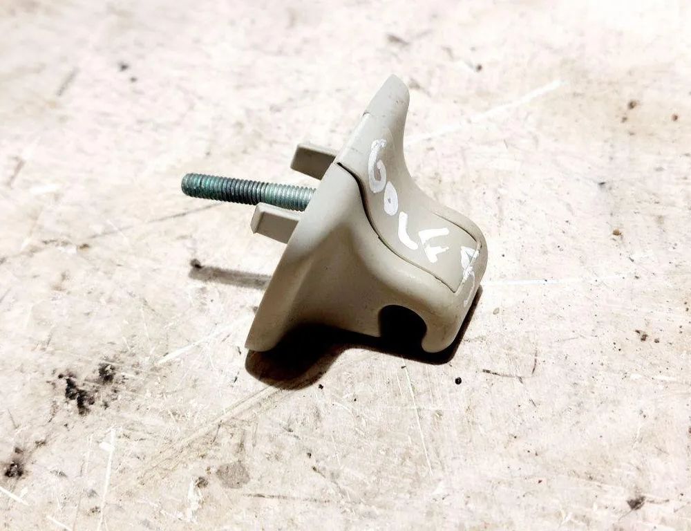 VOLKSWAGEN Golf 8 generation (2019-2023) Другие внутренние детали 1K0857561B 31452109