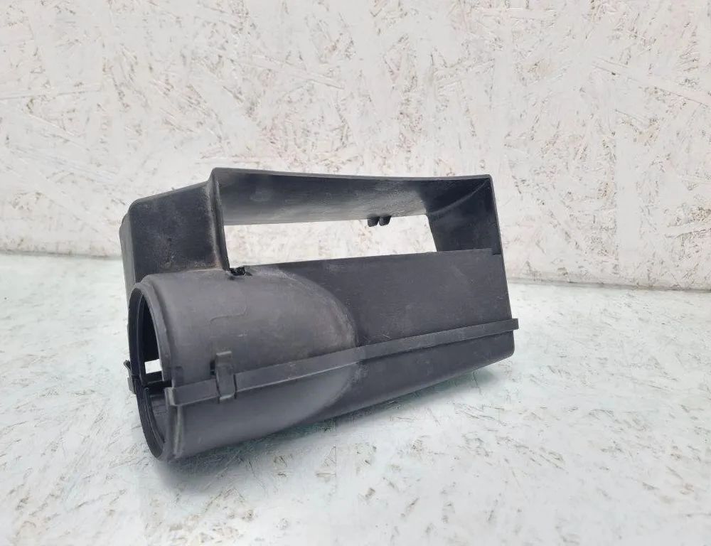 VOLKSWAGEN Passat B6 (2005-2010) Воздухозаборная труба 1K0805962A,1K0805965E 31452738