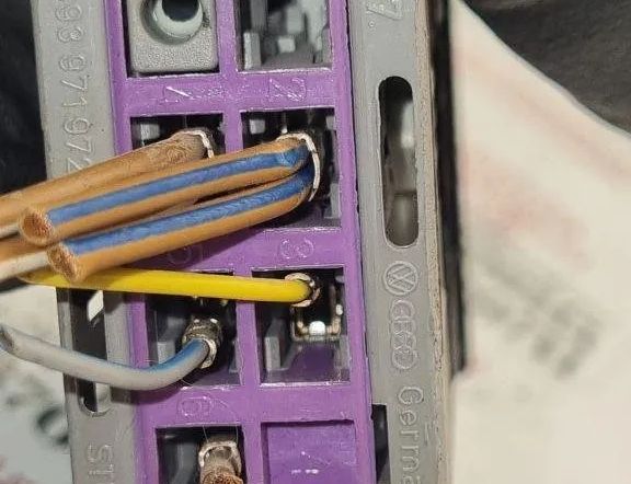 AUDI A4 B7/8E (2004-2008) Headlight height adjustment switch 8D0941301 31461365