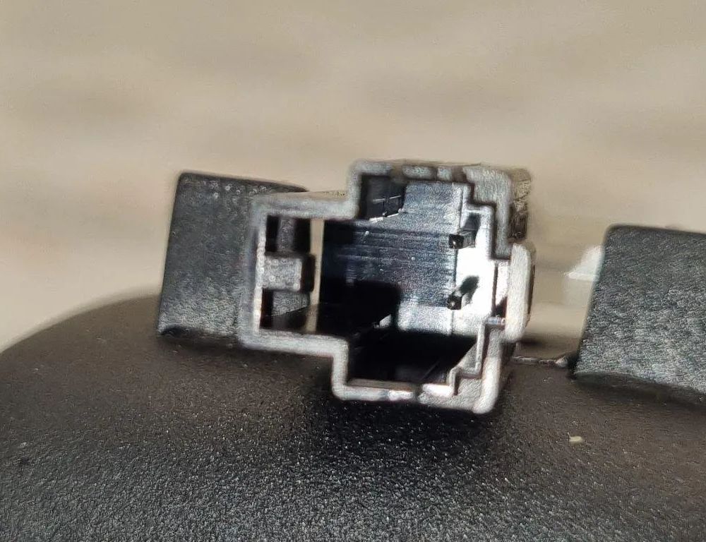 VOLKSWAGEN Touareg 1 generation (2002-2010) Левая задняя внутренняя ручка открытия 7L6853081 31461907