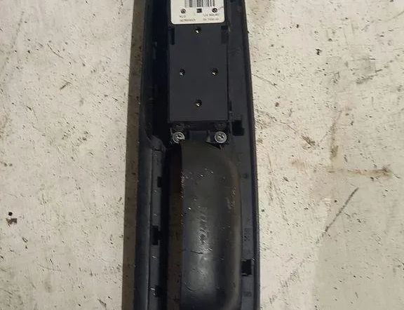 VOLKSWAGEN Passat B5 (1996-2005) Кнопка стеклоподъемника передней правой двери 1J4959857 31462818