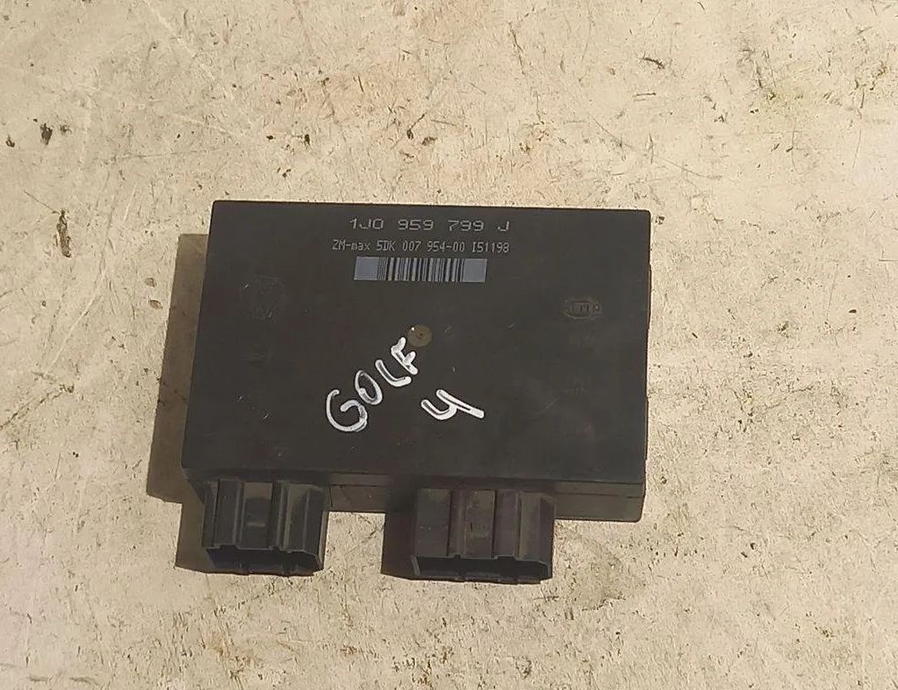 VOLKSWAGEN Golf 4 generation (1997-2006) Блок управления Комфорт 1J0959799J 31463319