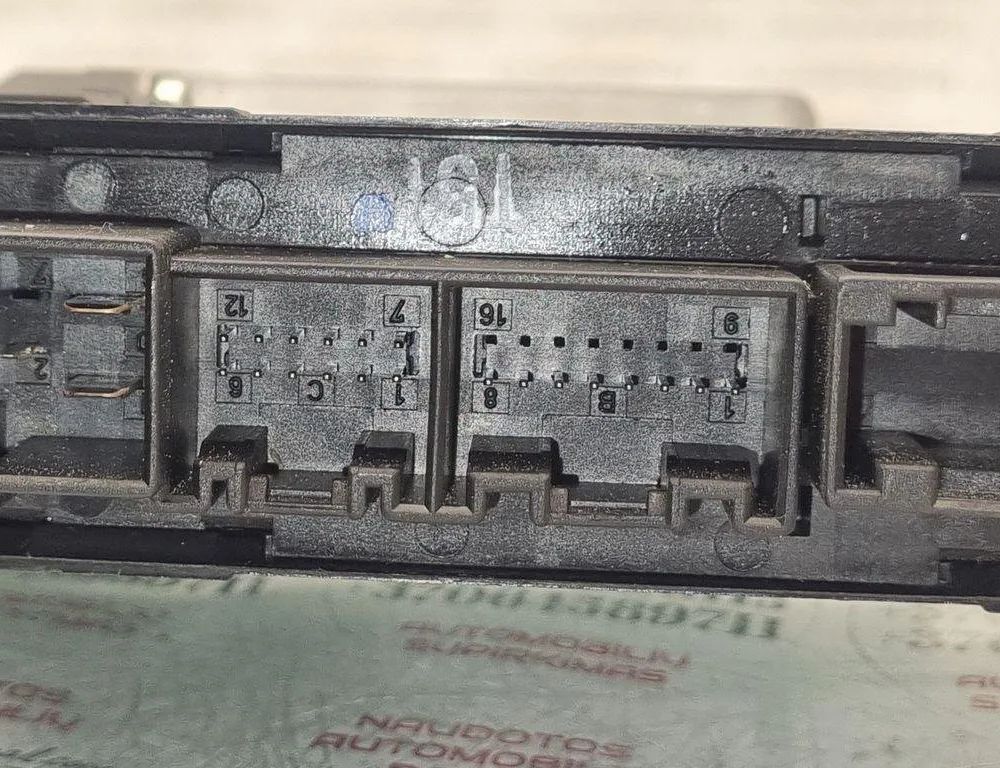 AUDI A4 B7/8E (2004-2008) Моторчик стеклоподъемника задней левой двери 8E0959801A 31470409