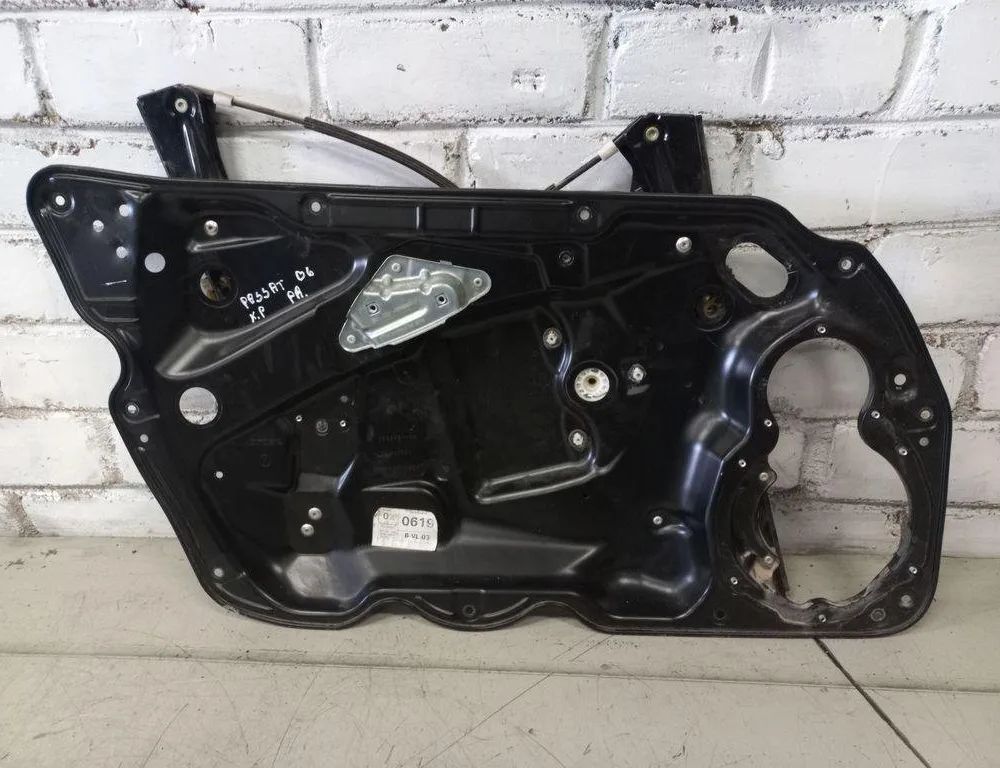 VOLKSWAGEN Passat B6 (2005-2010) Rear left door window lifter 3C1837755K 31471414