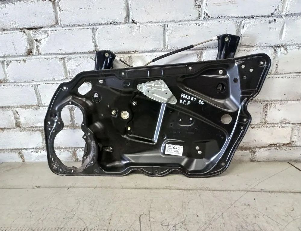 VOLKSWAGEN Passat B7 (2010-2015) Стеклоподъемник задней правой двери 3C1837756G 31473092