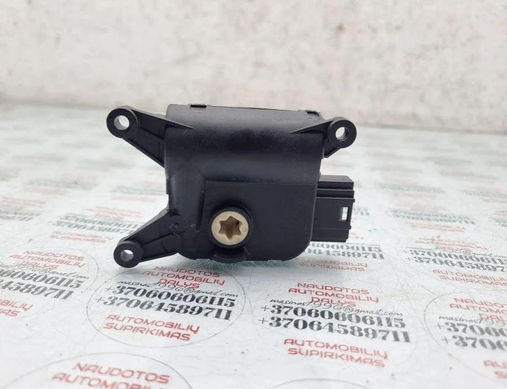 VOLKSWAGEN Golf Plus 1 generation (2004-2009) Клапаны управления внутренним подогревом 0132801362 31473980