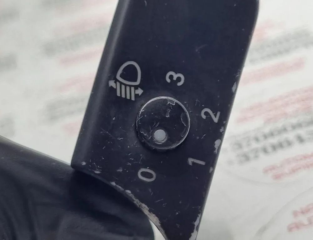 AUDI A4 B6/8E (2000-2005) Переключатель регулировки высоты фар 8E1919094 31474372