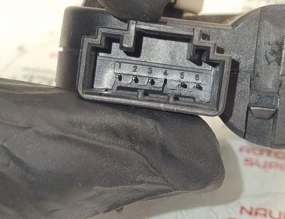 VOLKSWAGEN Passat B6 (2005-2010) Клапаны управления внутренним подогревом 0132801363 31476143