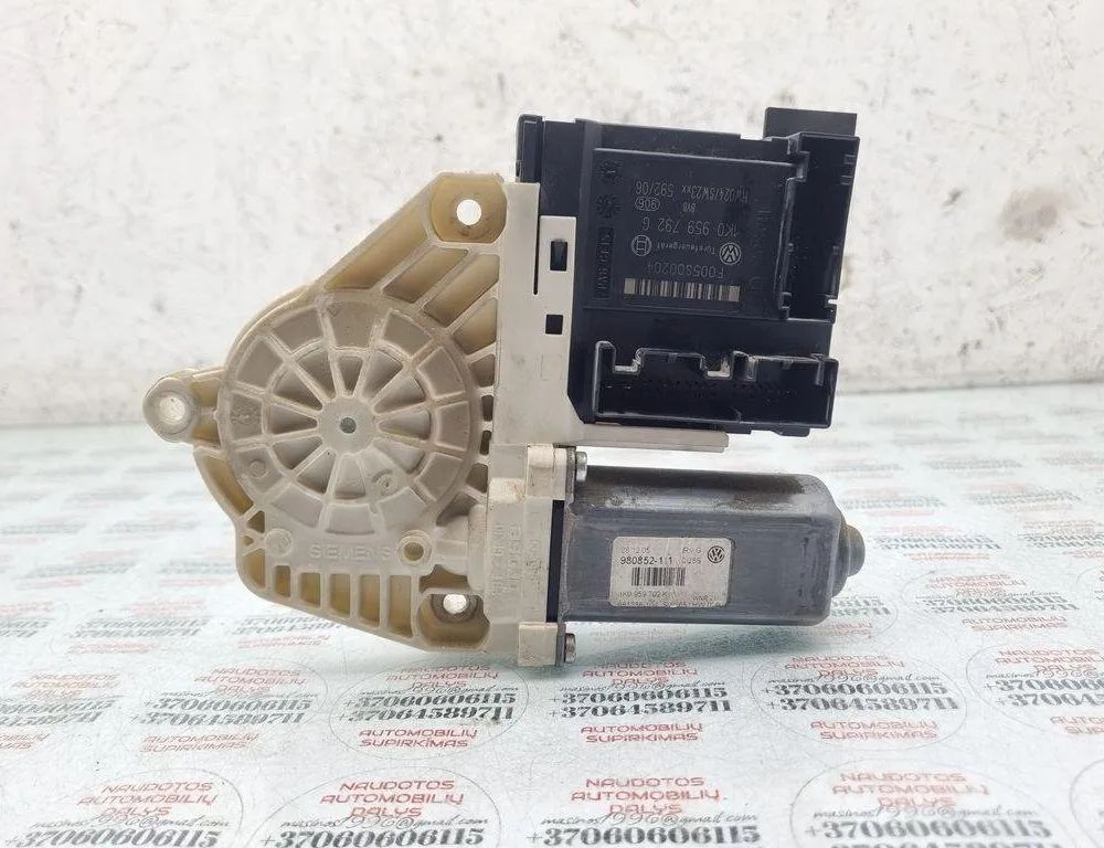 VOLKSWAGEN Passat B6 (2005-2010) Маторчик стеклоподъемника передней левой двери 0536009302 31478148