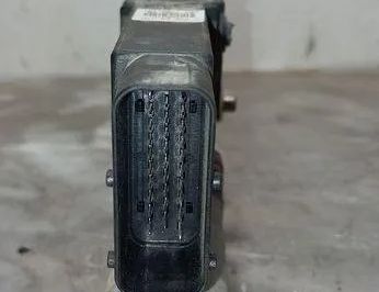 VOLKSWAGEN Passat B5 (1996-2005) Priekšējo kreiso durvju logu pacēlāja motorīts 0130821695,3B4837751BA 31478289