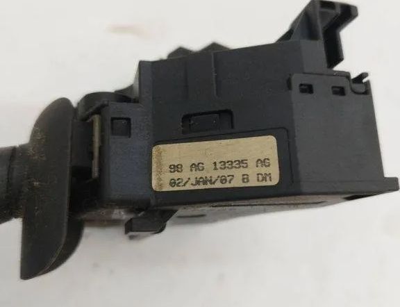 FORD Focus 1 generation (1998-2010) Переключатель кнопок 98AG13335AG 31904533