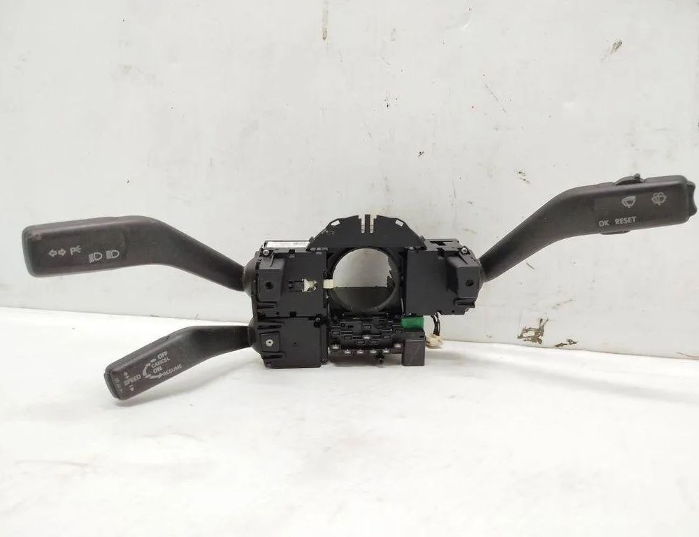 VOLKSWAGEN Passat B6 (2005-2010) Indicator Wiper Stalk Switch 3C5953513C 32002279