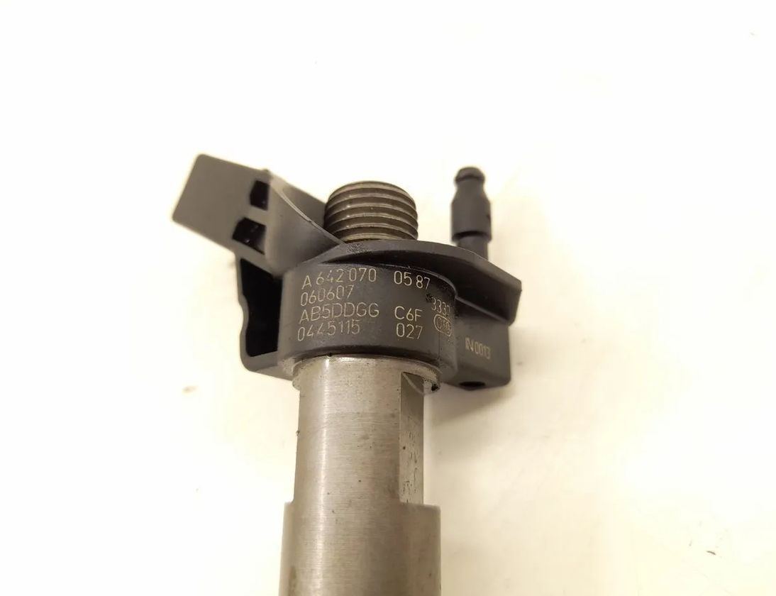 MERCEDES-BENZ E-Class W211/S211 (2002-2009) Fuel Injector 6420701987,A6420701987,6420700587,A6420700587,6420701387,A6420701387 28088044